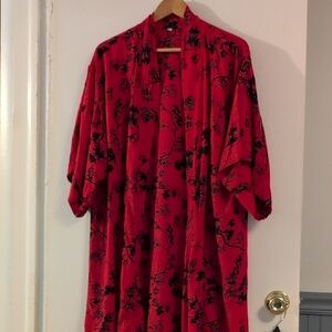 ☀️Red and Black Floral Kimono